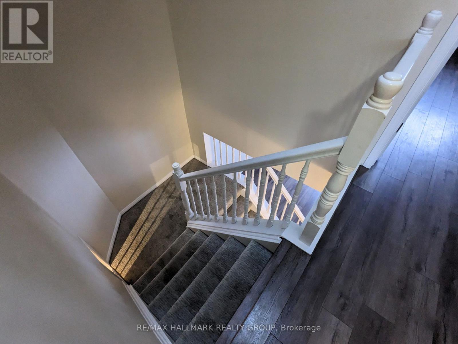 3 Bed, 2 Bath House for Rent in Ottawa – 21 – 6464 COLONY SQUARE, Ottawa – MLS# X13584516 - Image 16