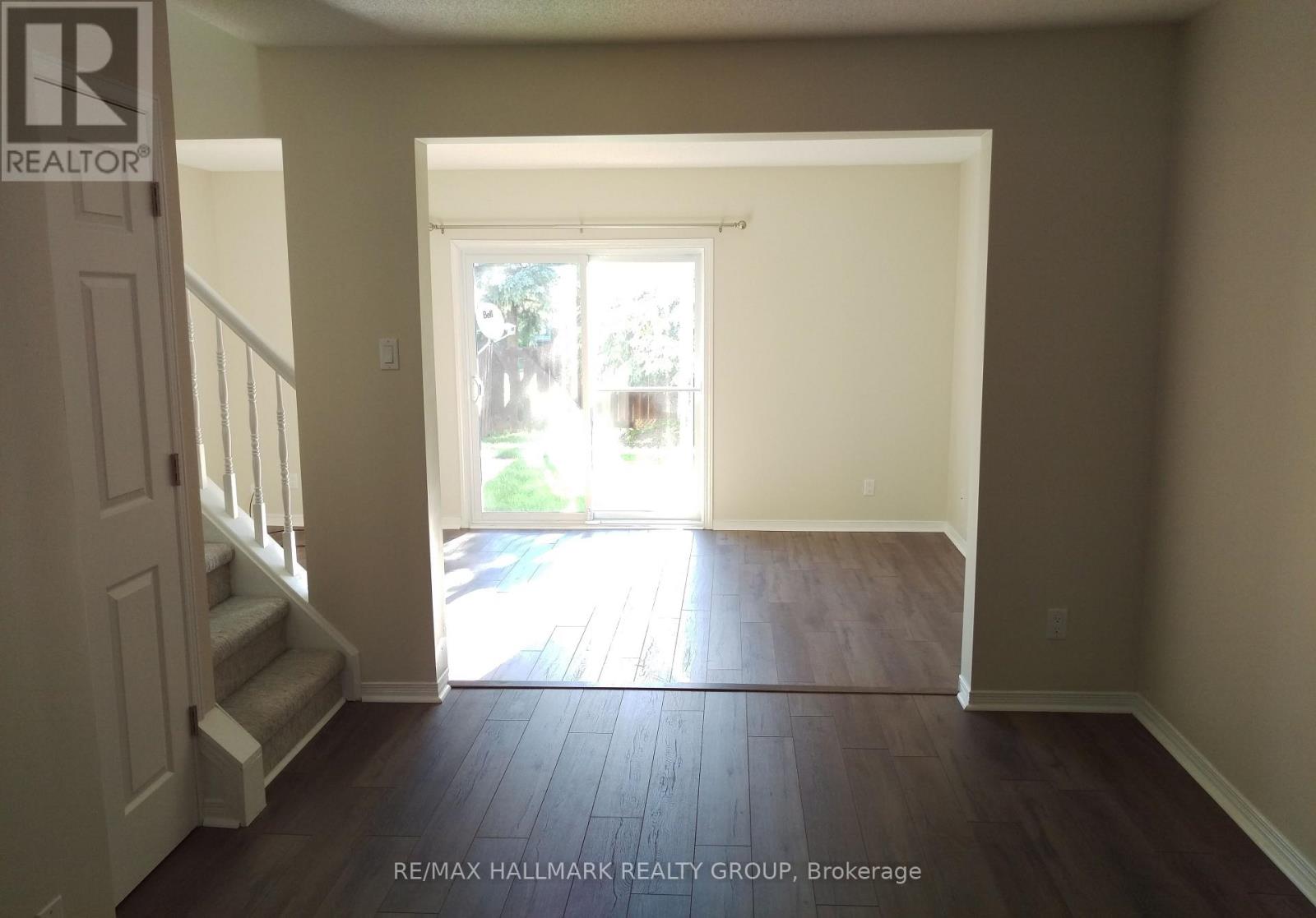 3 Bed, 2 Bath House for Rent in Ottawa – 21 – 6464 COLONY SQUARE, Ottawa – MLS# X13584516 - Image 7