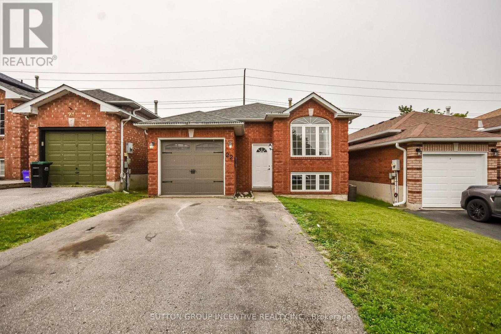 22 PEREGRINE ROAD - 1
