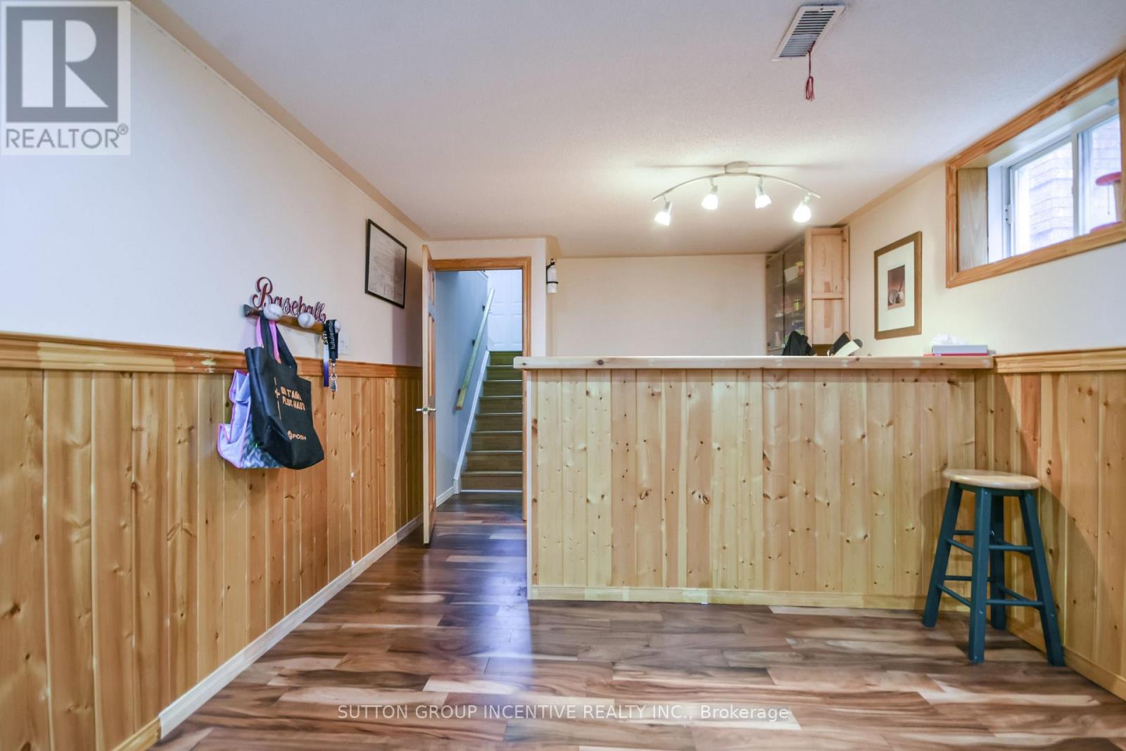 22 PEREGRINE ROAD - 19