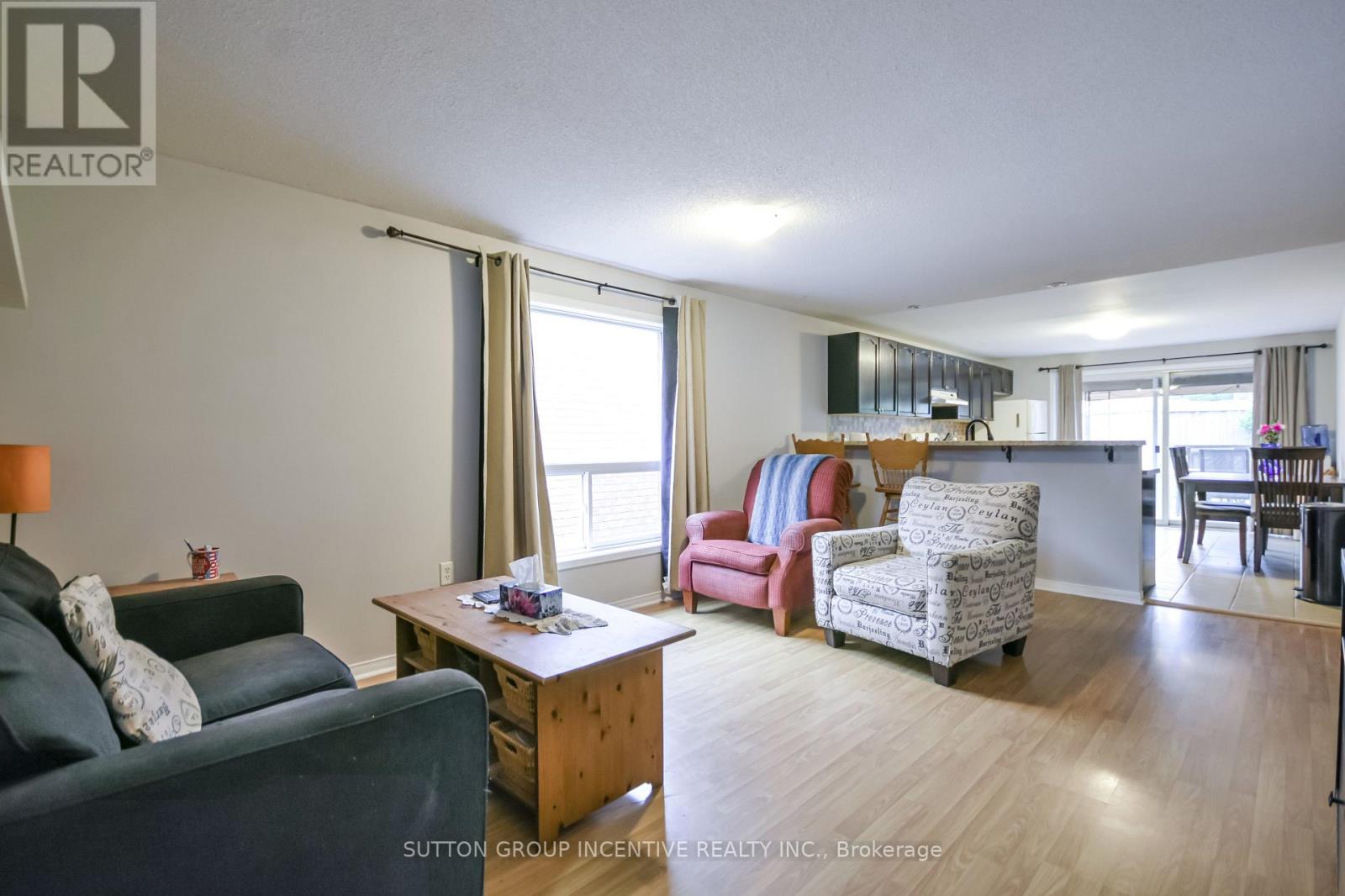22 PEREGRINE ROAD - 3