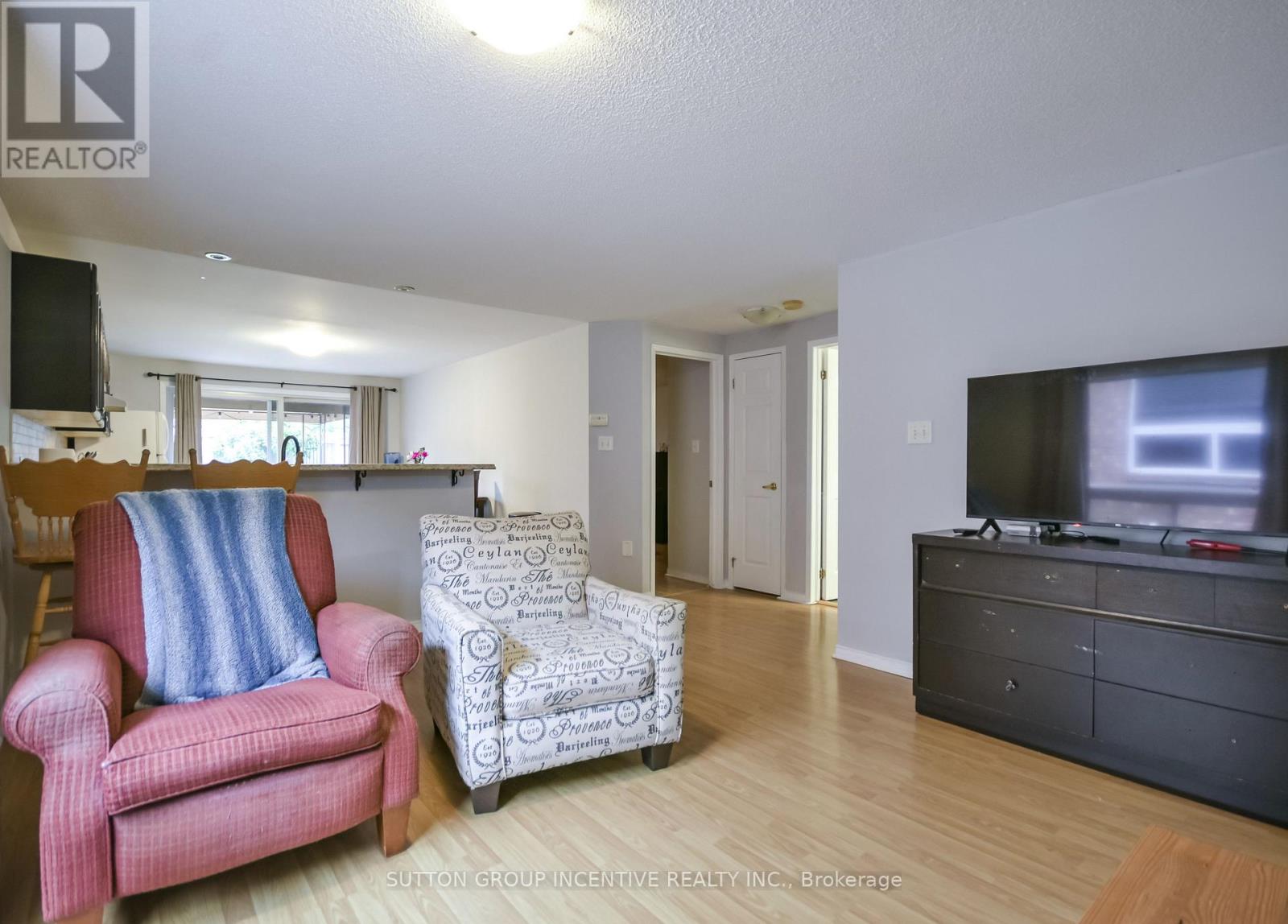 22 PEREGRINE ROAD - 6