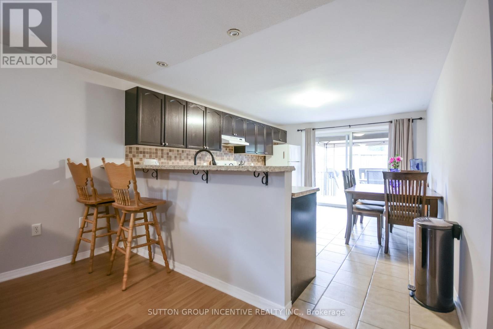 22 PEREGRINE ROAD - 7