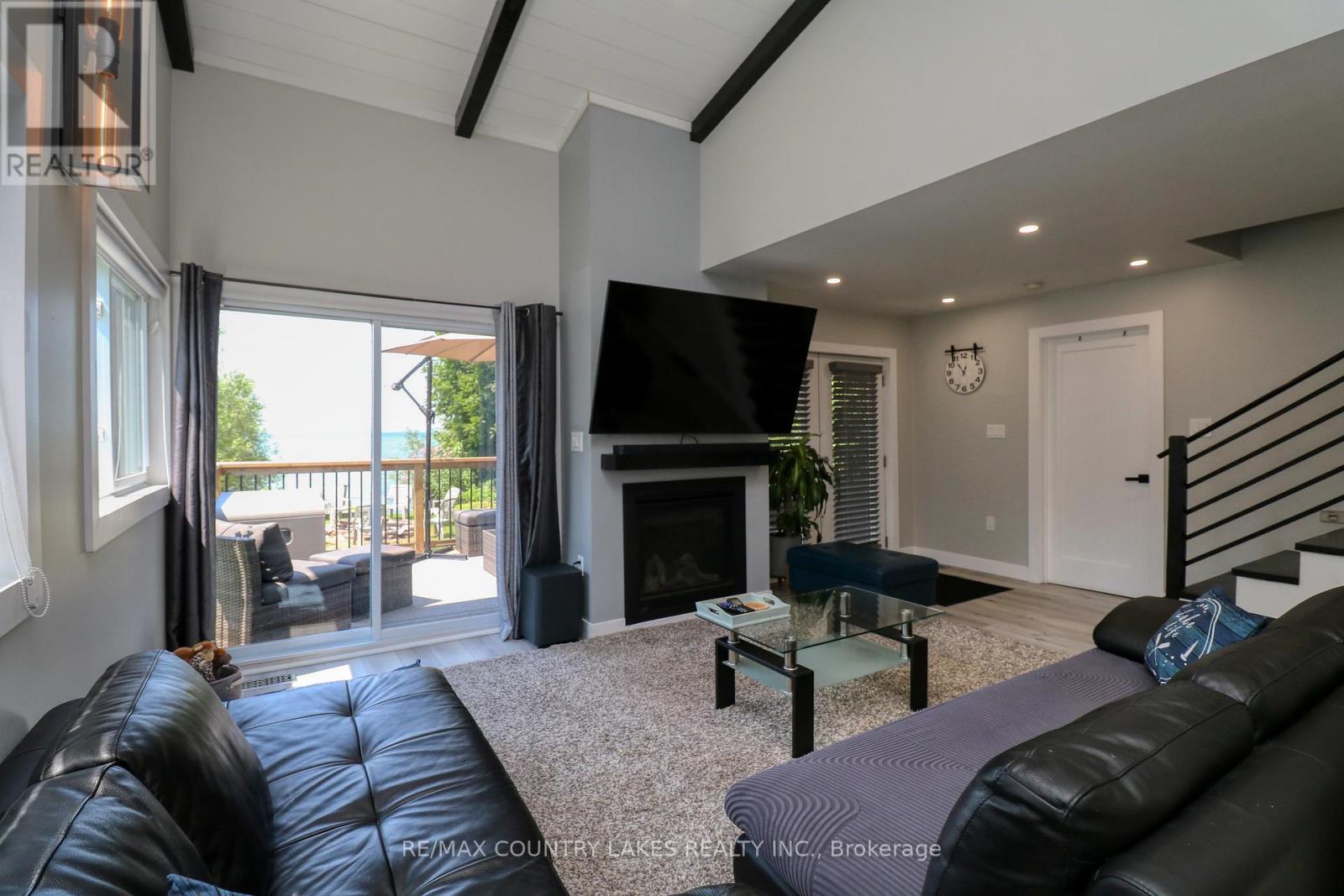 104 THE STEPS ROAD - Image 10