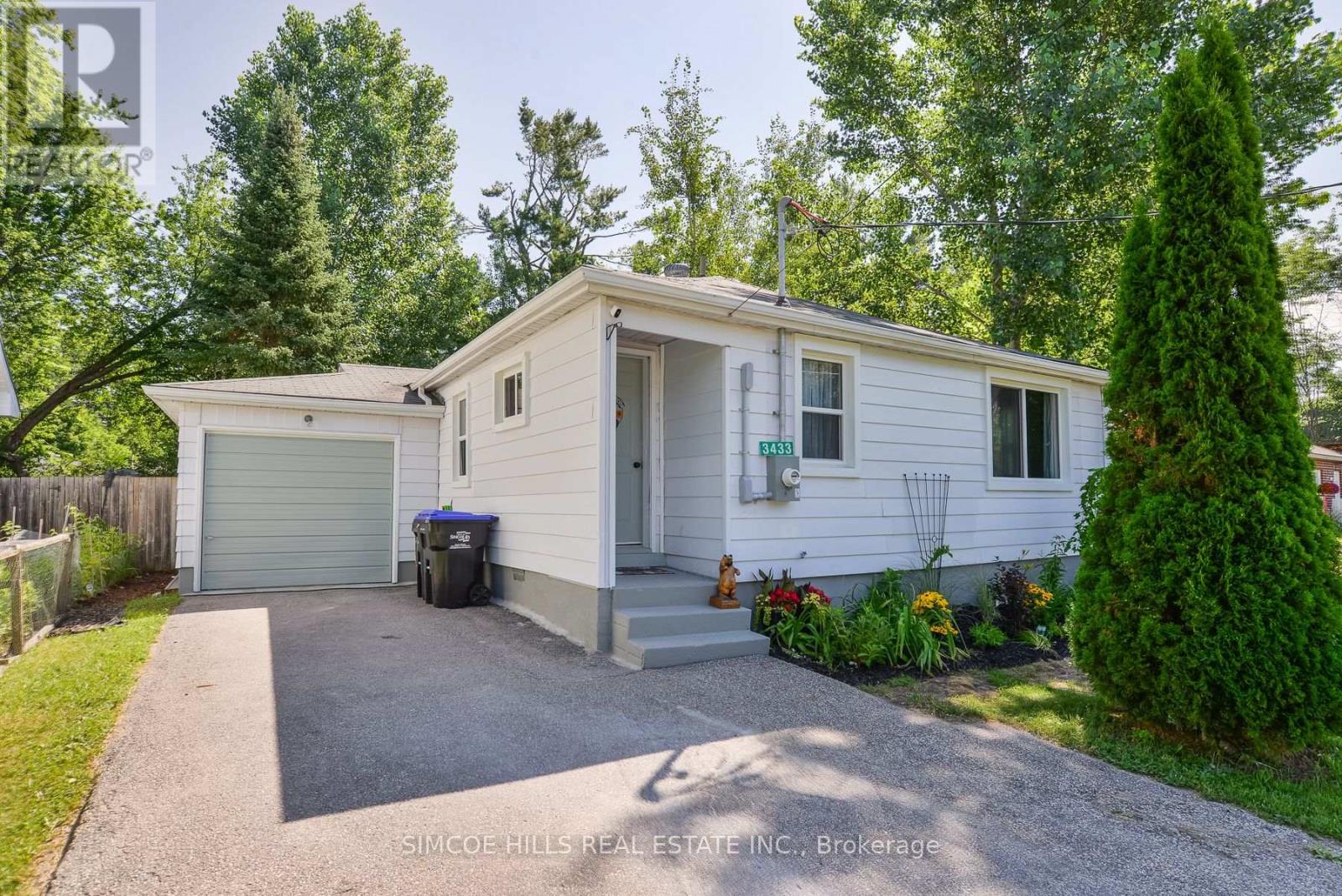3433 BEACHVIEW AVENUE - 1