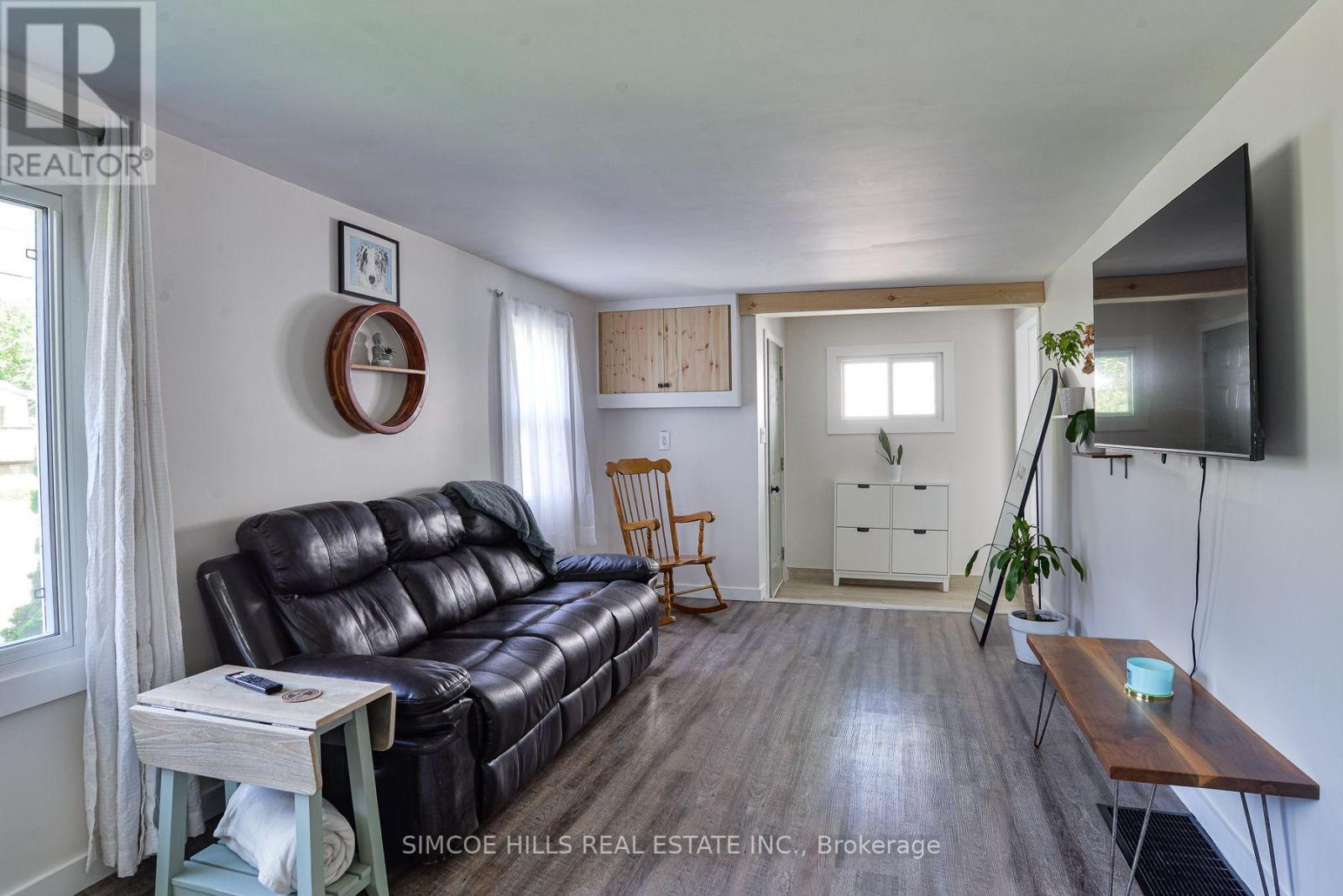 3433 BEACHVIEW AVENUE - 4