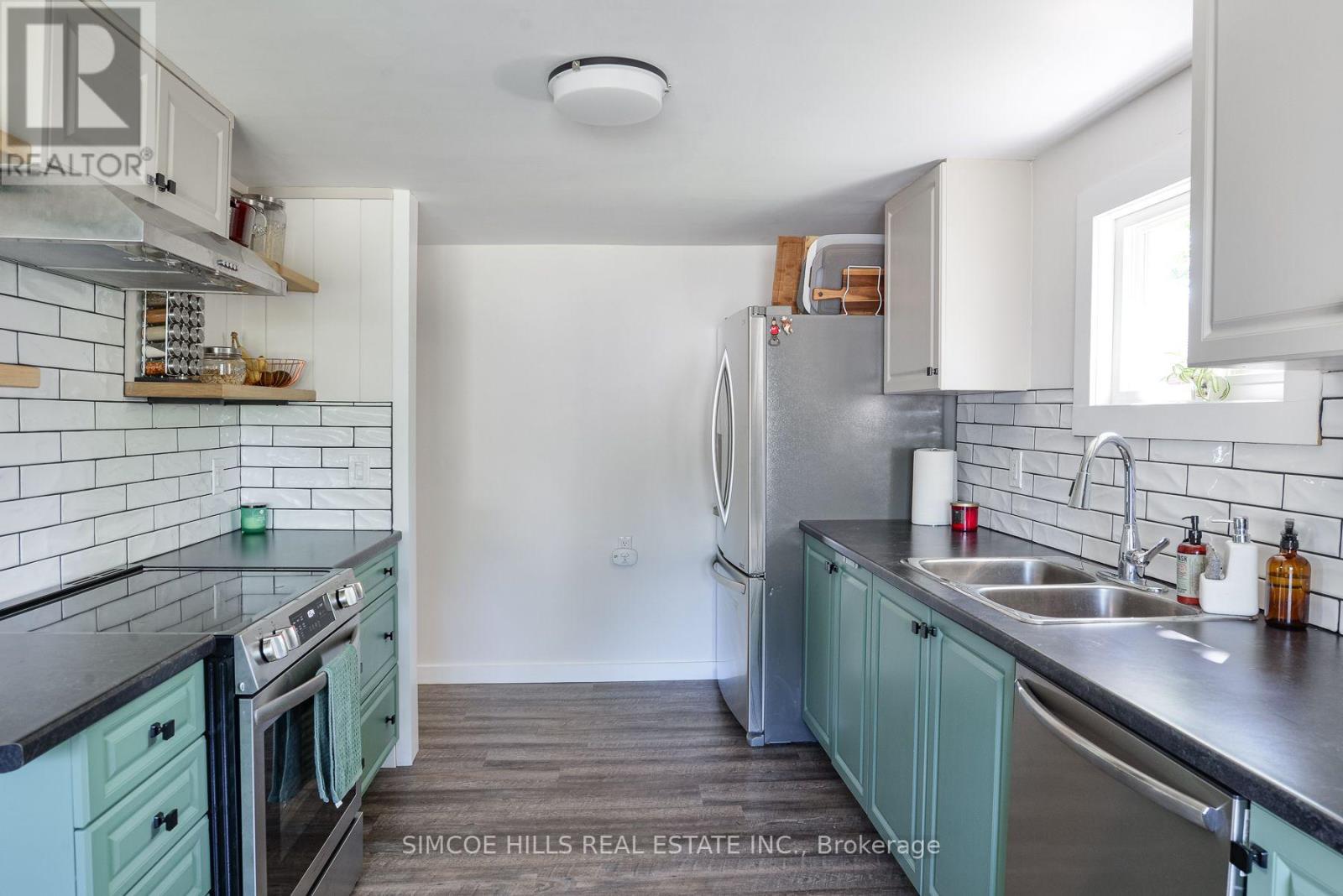 3433 BEACHVIEW AVENUE - 8