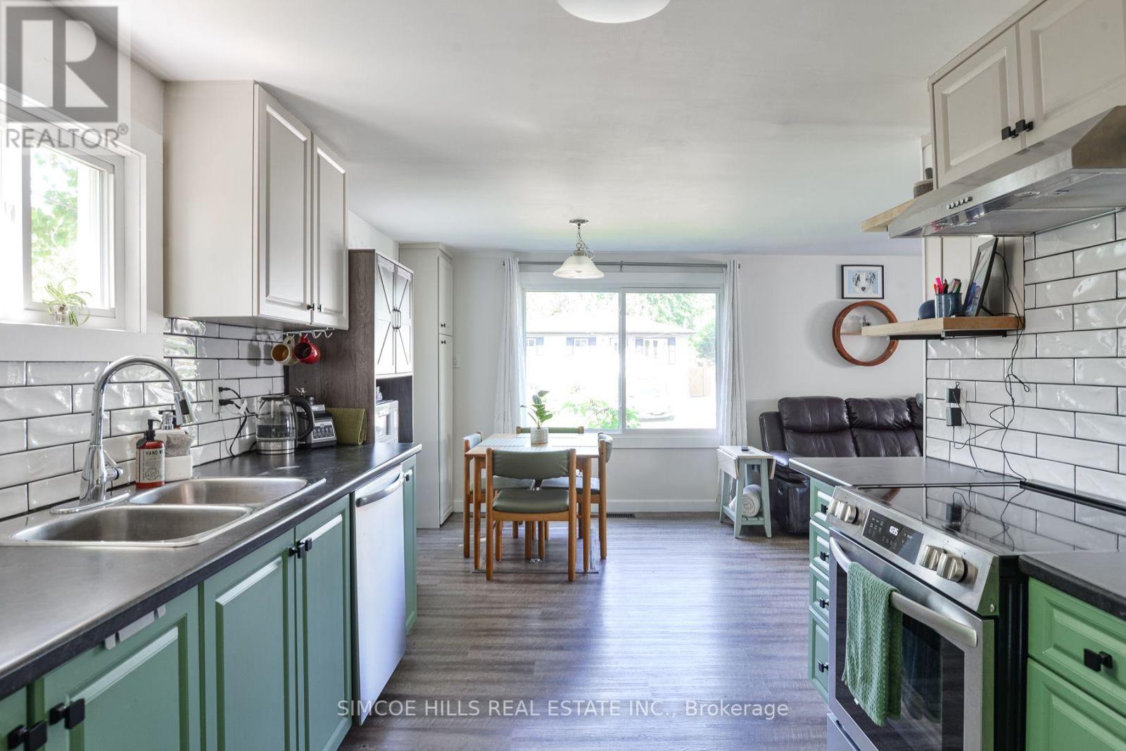 3433 BEACHVIEW AVENUE - 9