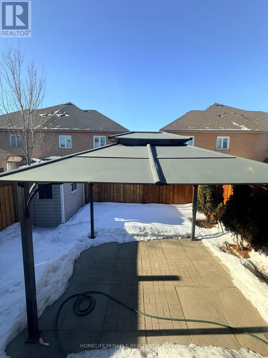 137 PRESSED BRICK DRIVE - 31