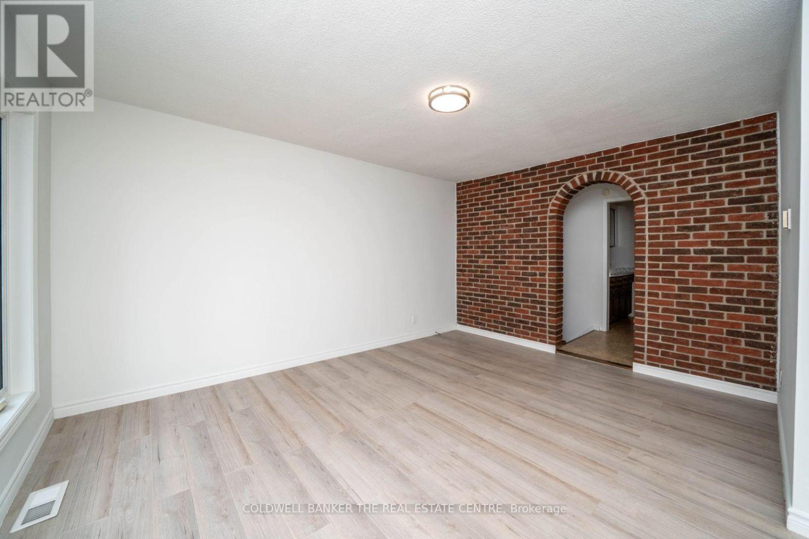 2966 ISLINGTON AVENUE - 20