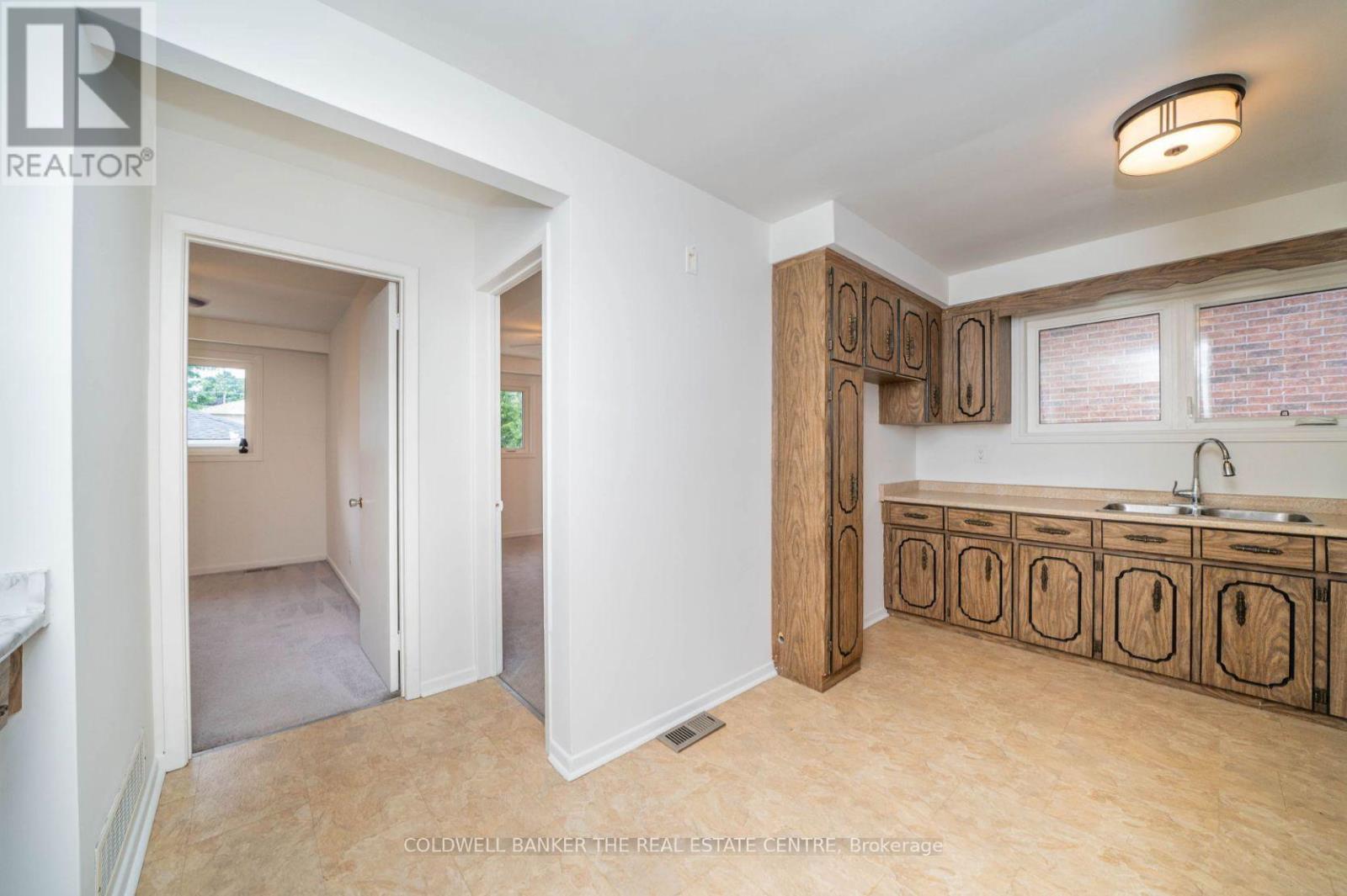 2966 ISLINGTON AVENUE - 21