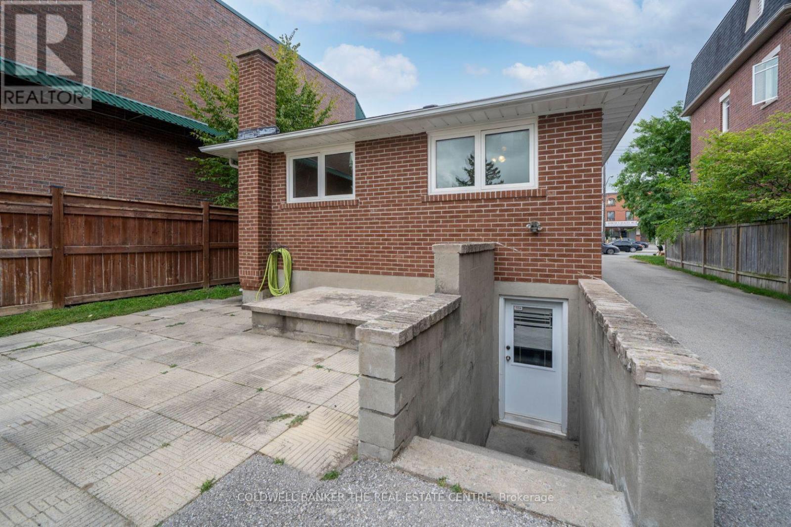 2966 ISLINGTON AVENUE - 8