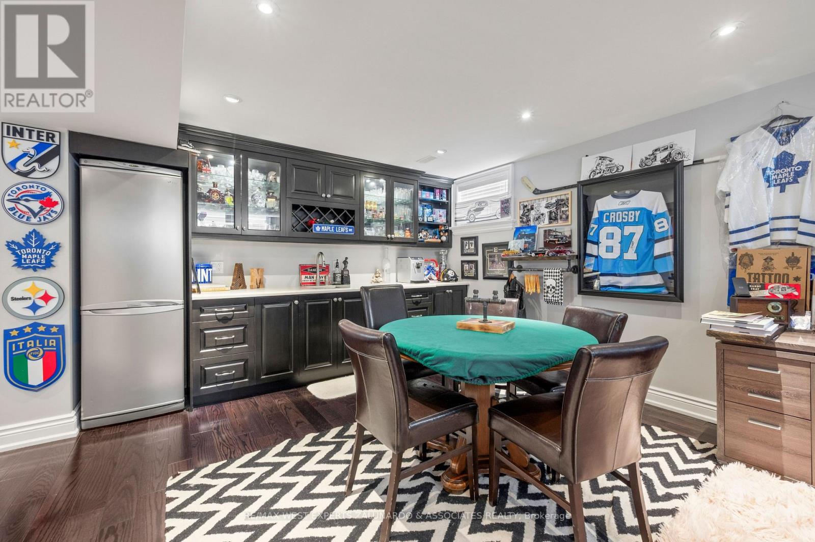 17 KRIEGER CRESCENT - 35