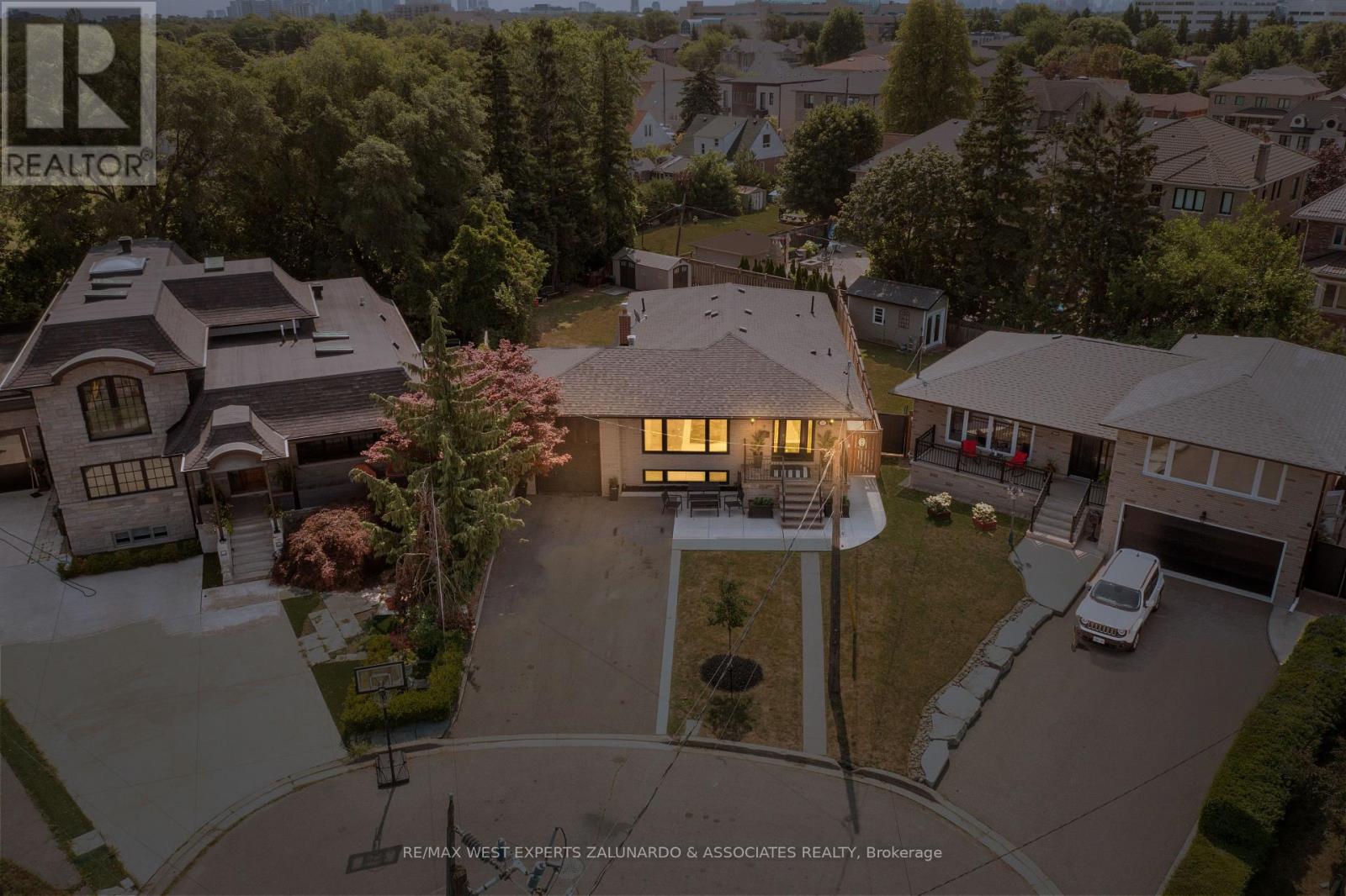 17 KRIEGER CRESCENT - 49