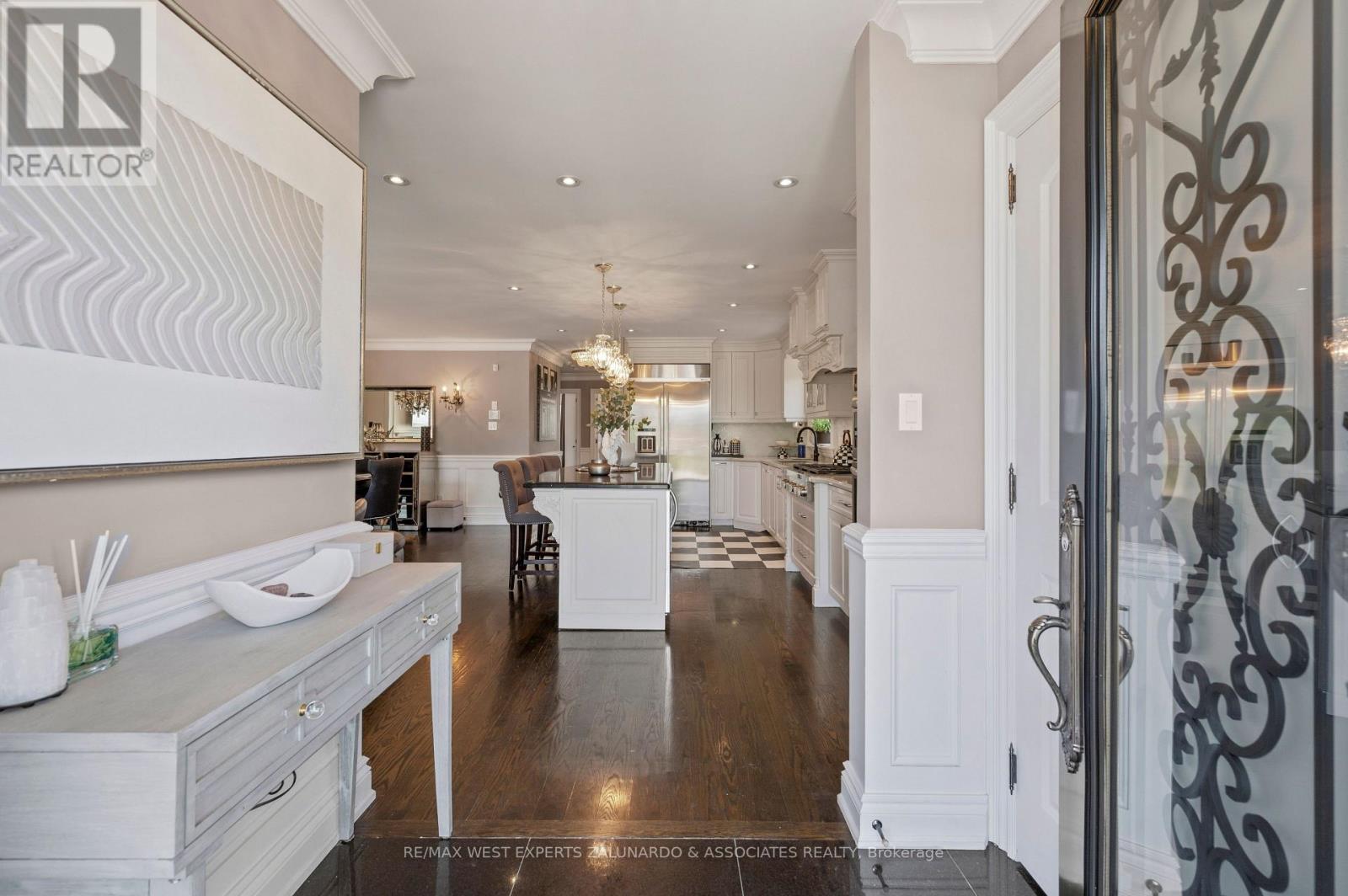 17 KRIEGER CRESCENT - 5