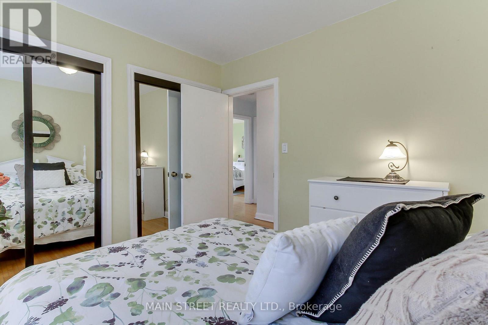 14 WESTHAMPTON DRIVE - 22