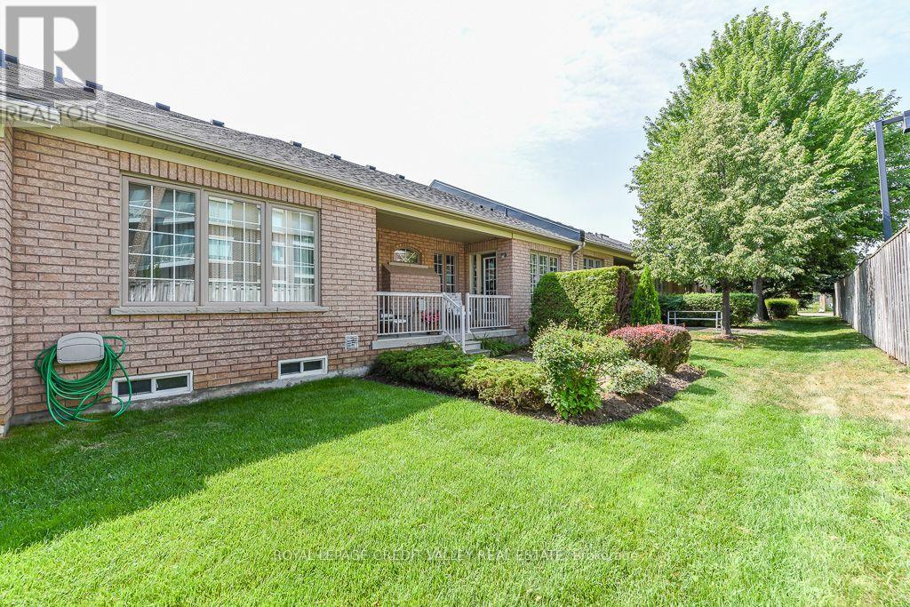 6 BALLERINA GARDENS - 17