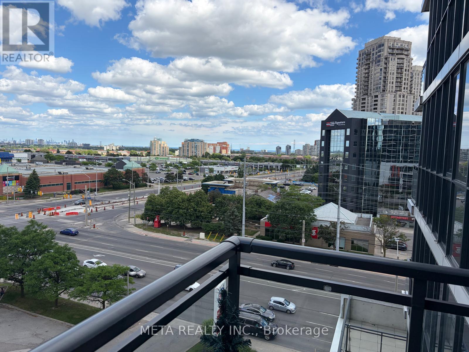 #706 55 EGLINTON AVENUE W - 17