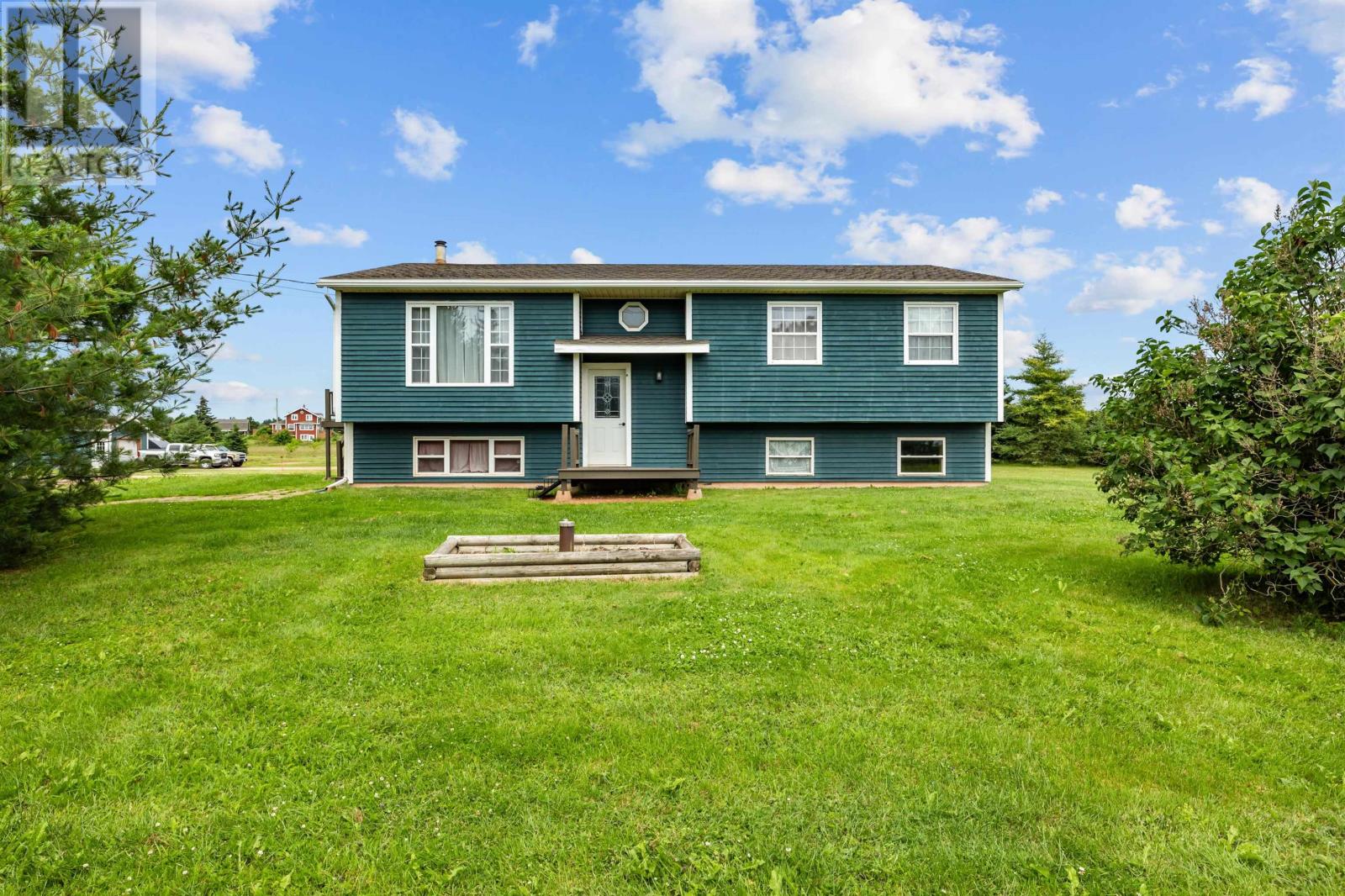 1366 Pownal Road - 1