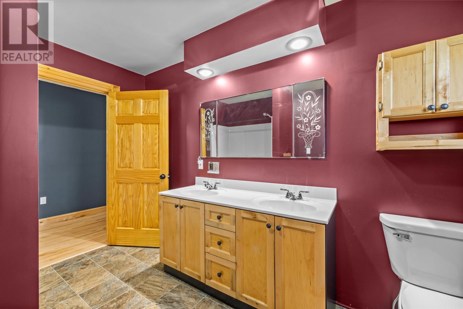 1366 Pownal Road - 17