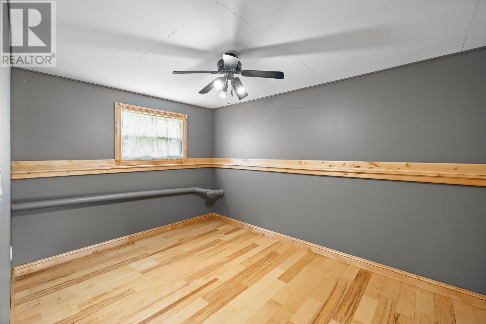 1366 Pownal Road - 26