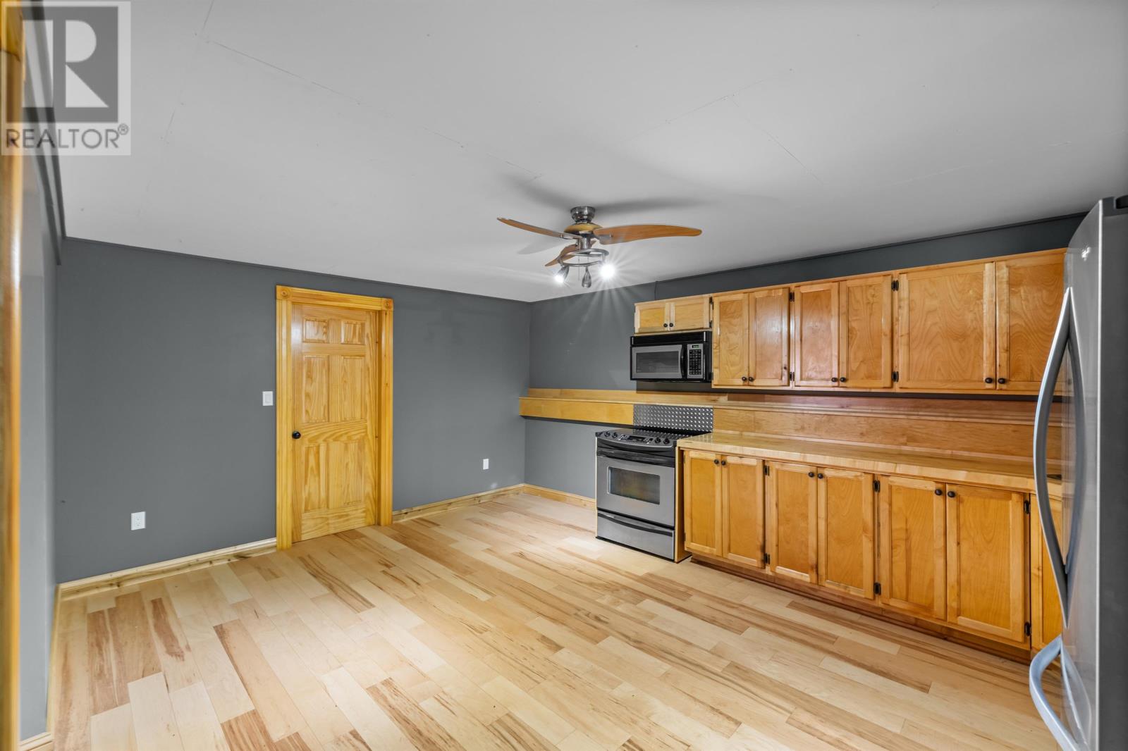 1366 Pownal Road - 30