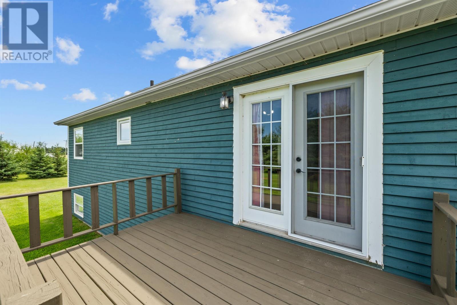 1366 Pownal Road - Image 35