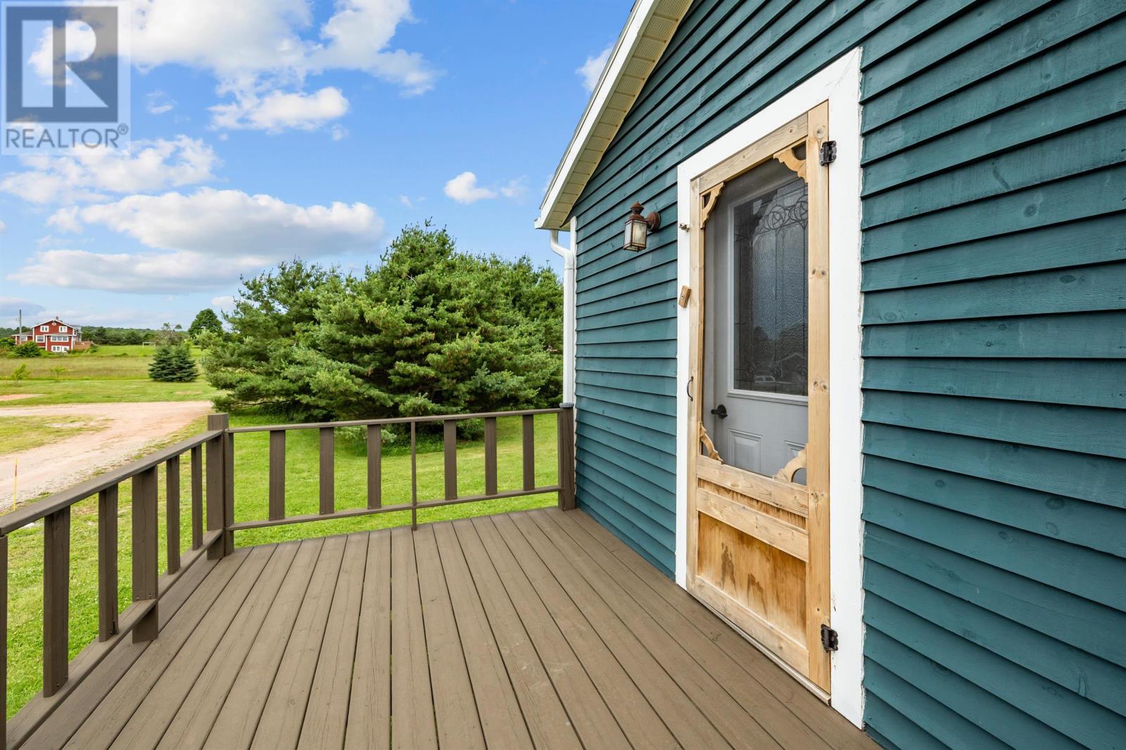 1366 Pownal Road - 36