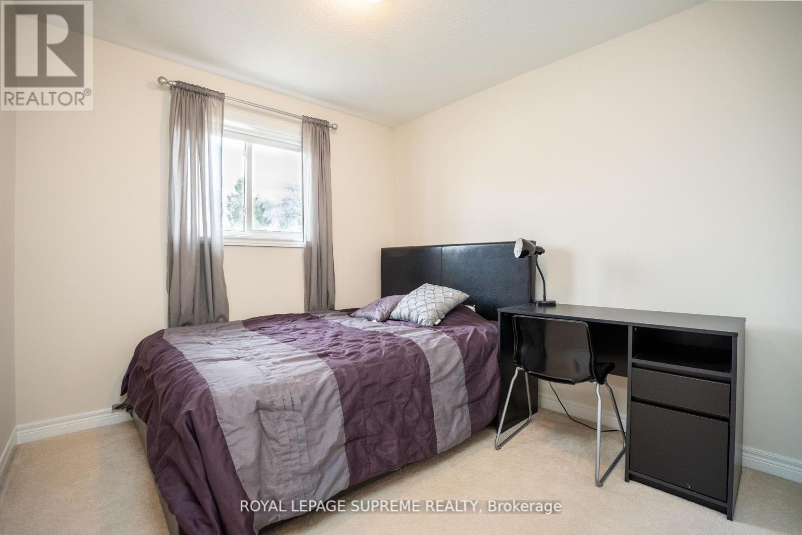 31 1/2 THOROLD ROAD - 24
