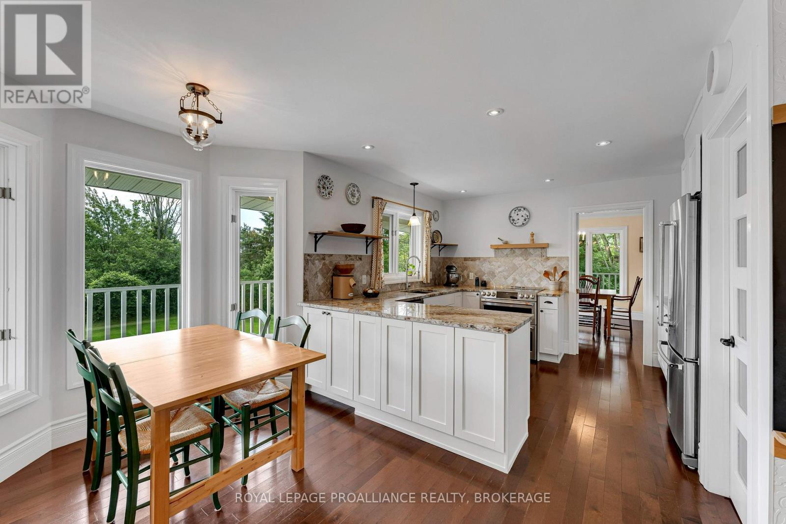 25 HOWE ISLAND FERRY ROAD - 10