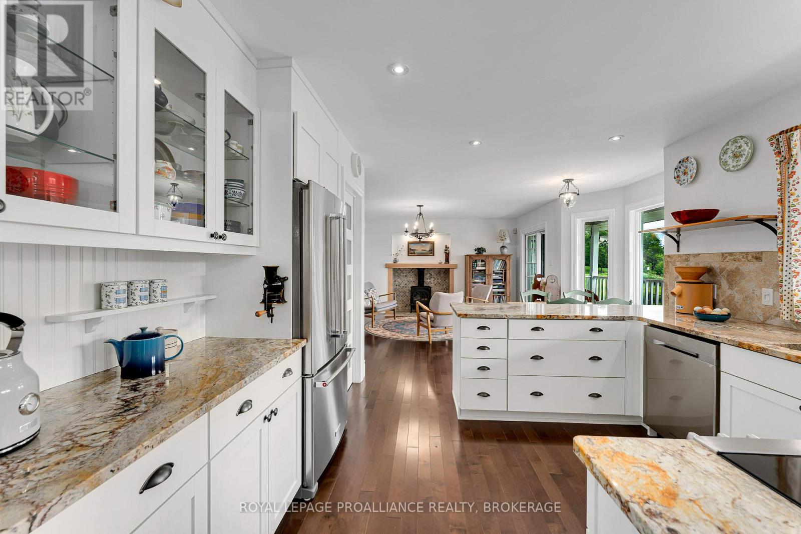 25 HOWE ISLAND FERRY ROAD - 14
