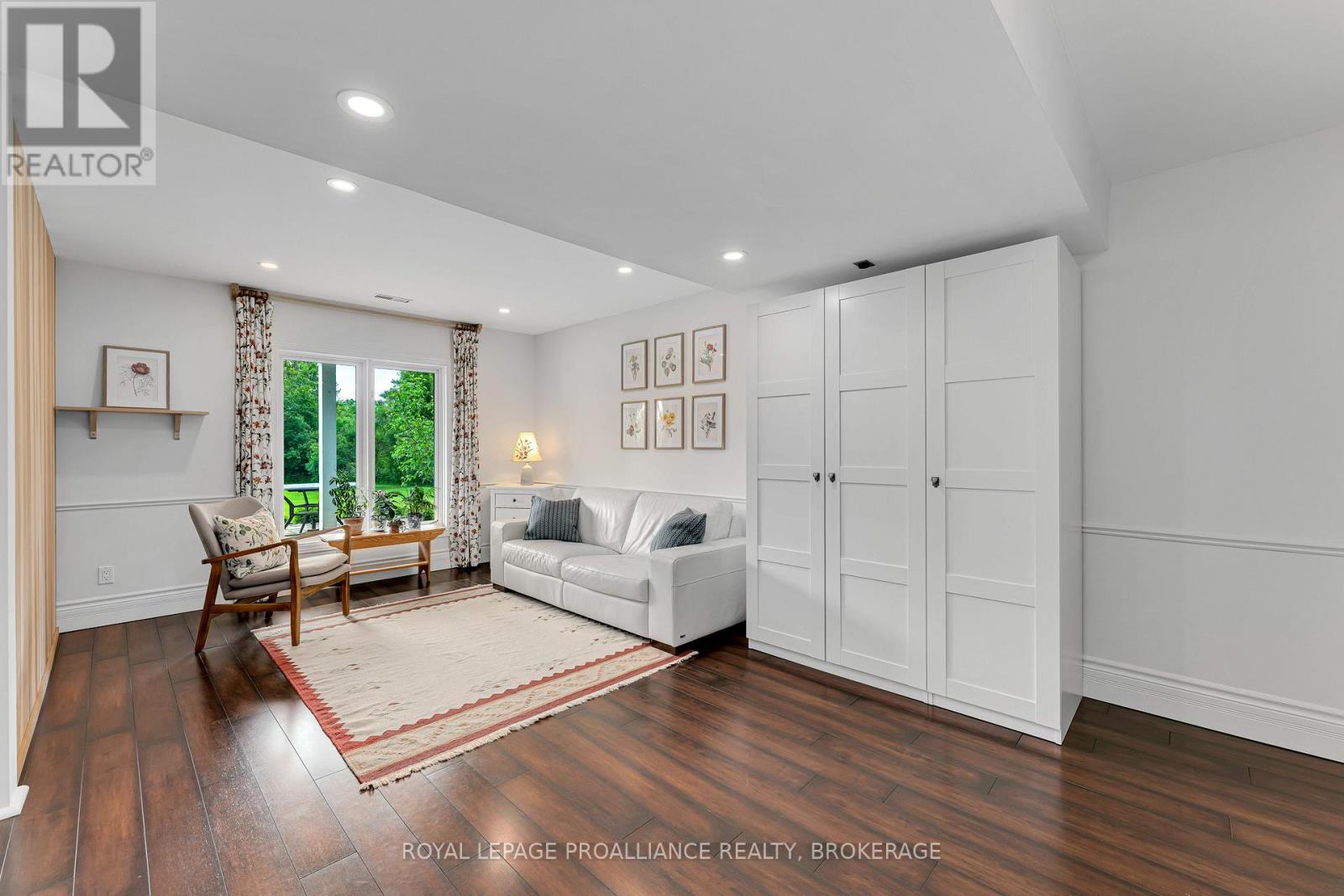 25 HOWE ISLAND FERRY ROAD - 27