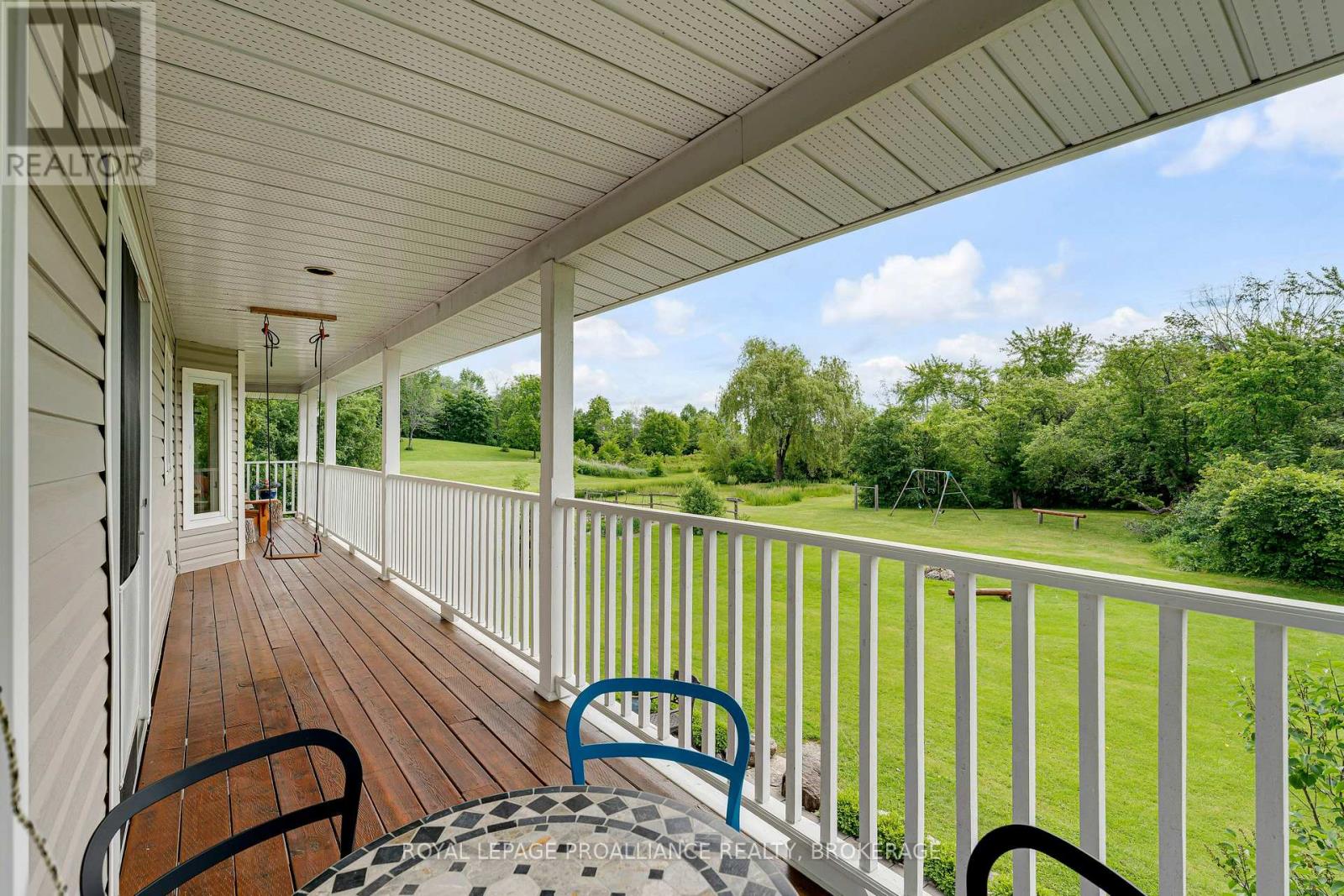 25 HOWE ISLAND FERRY ROAD - 34