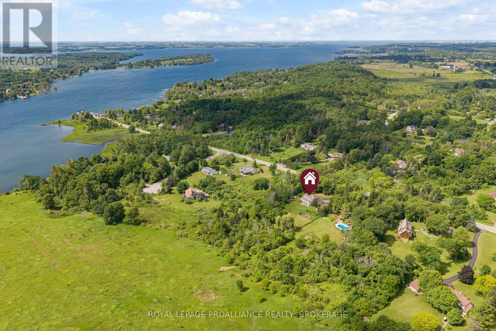25 HOWE ISLAND FERRY ROAD - 40