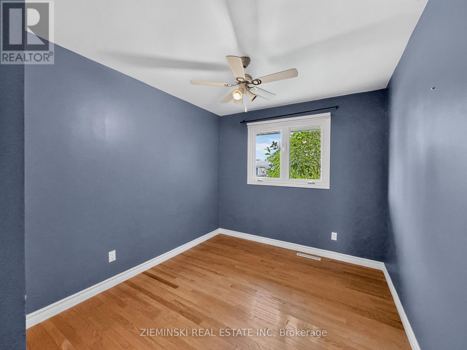 374 NOSOV DRIVE - 14