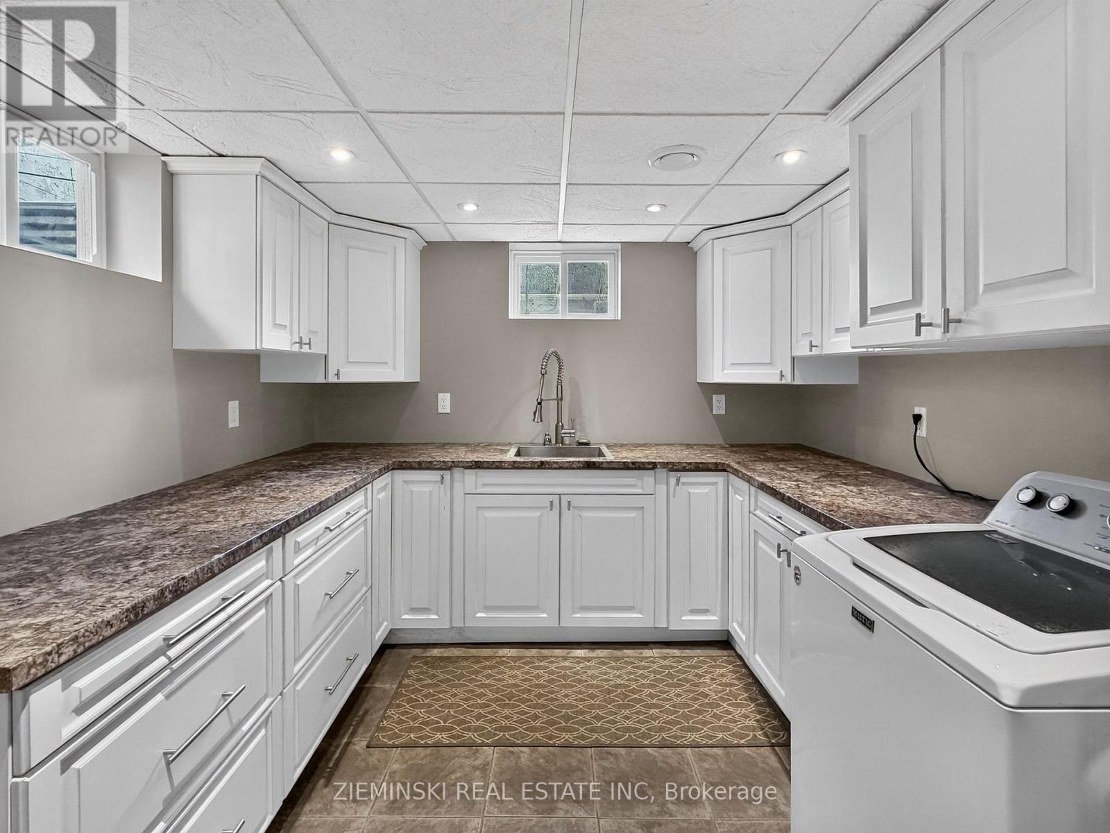 374 NOSOV DRIVE - 25
