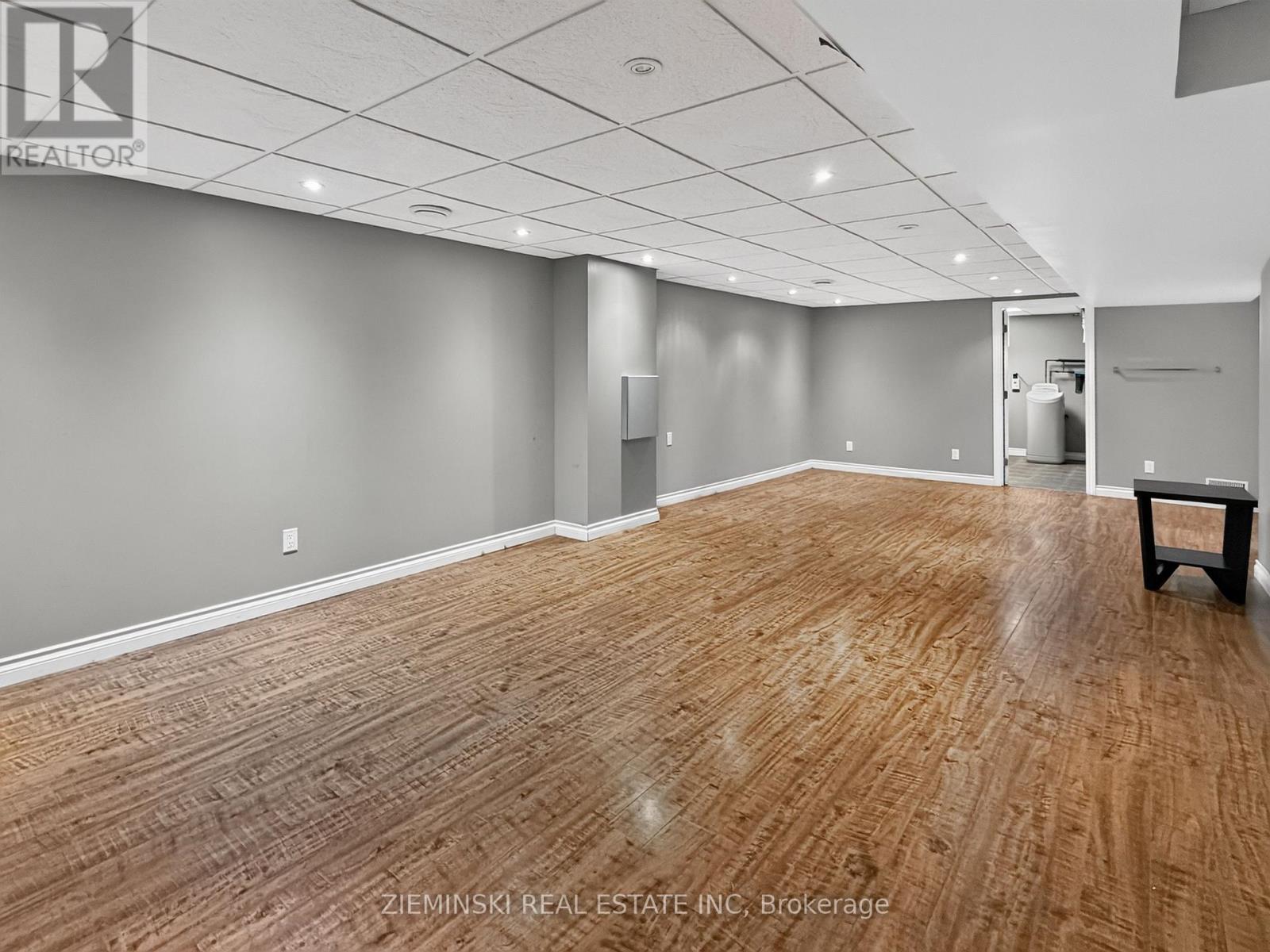 374 NOSOV DRIVE - Image 20