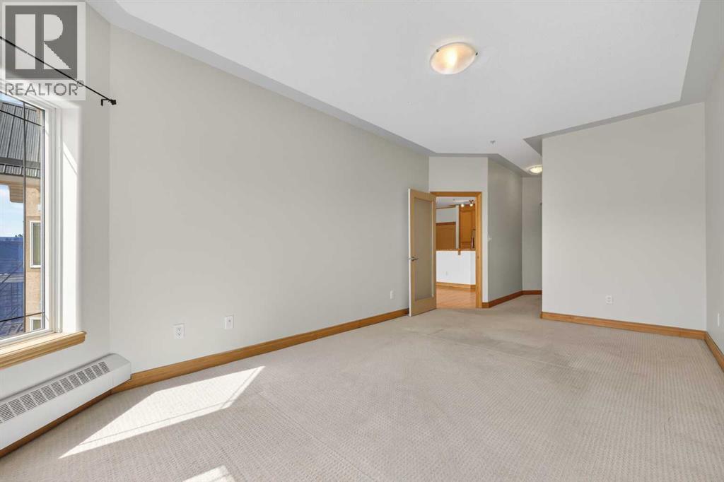 #503 30 Discovery Ridge Close SW - 16