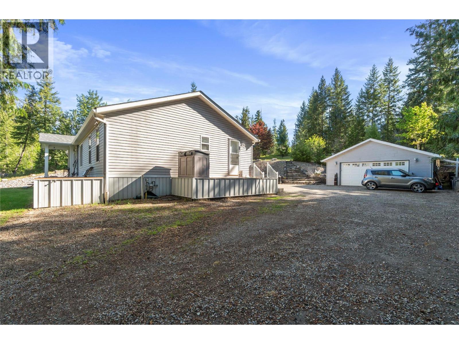 1034 Grandview Bench Road - 14