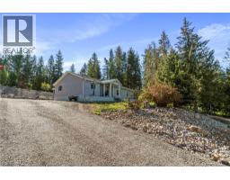 1034 Grandview Bench Road, Salmon Arm, BC V1E2X7 Photo 12