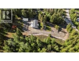 Primary Bedroom - 1034 Grandview Bench Road, Salmon Arm, BC V1E2X7 Photo 9