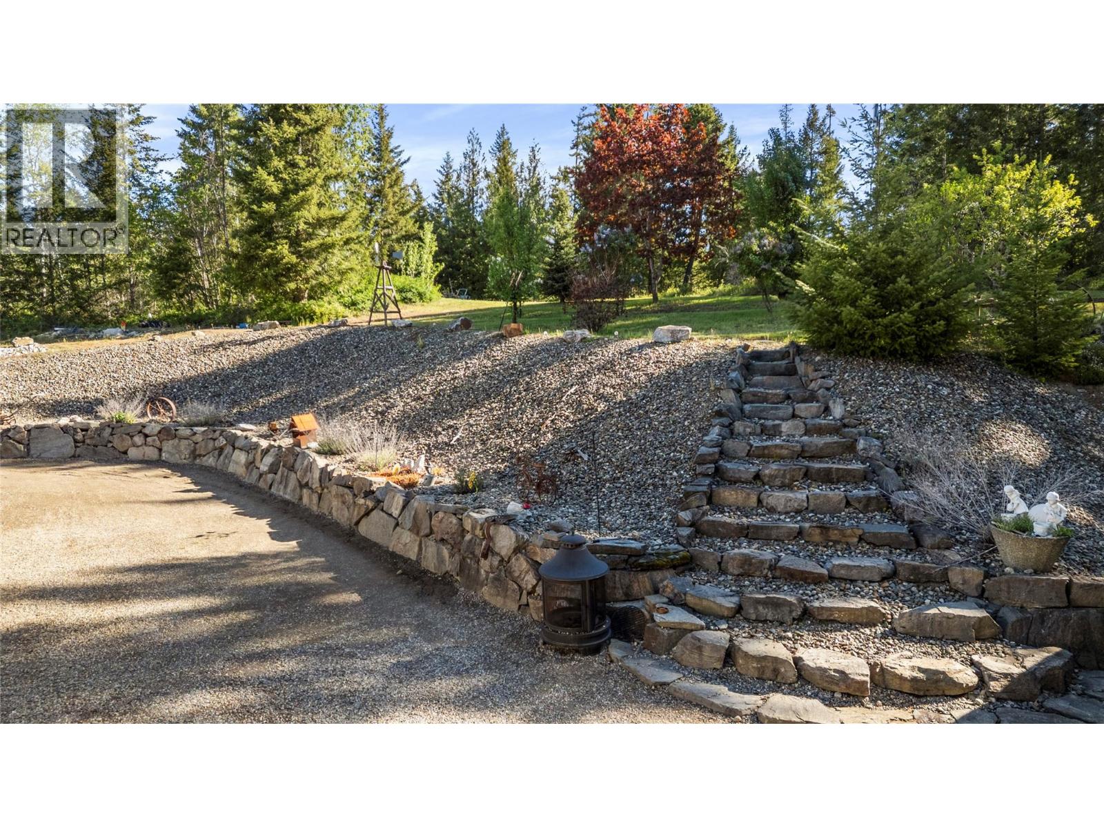 1034 Grandview Bench Road - 10