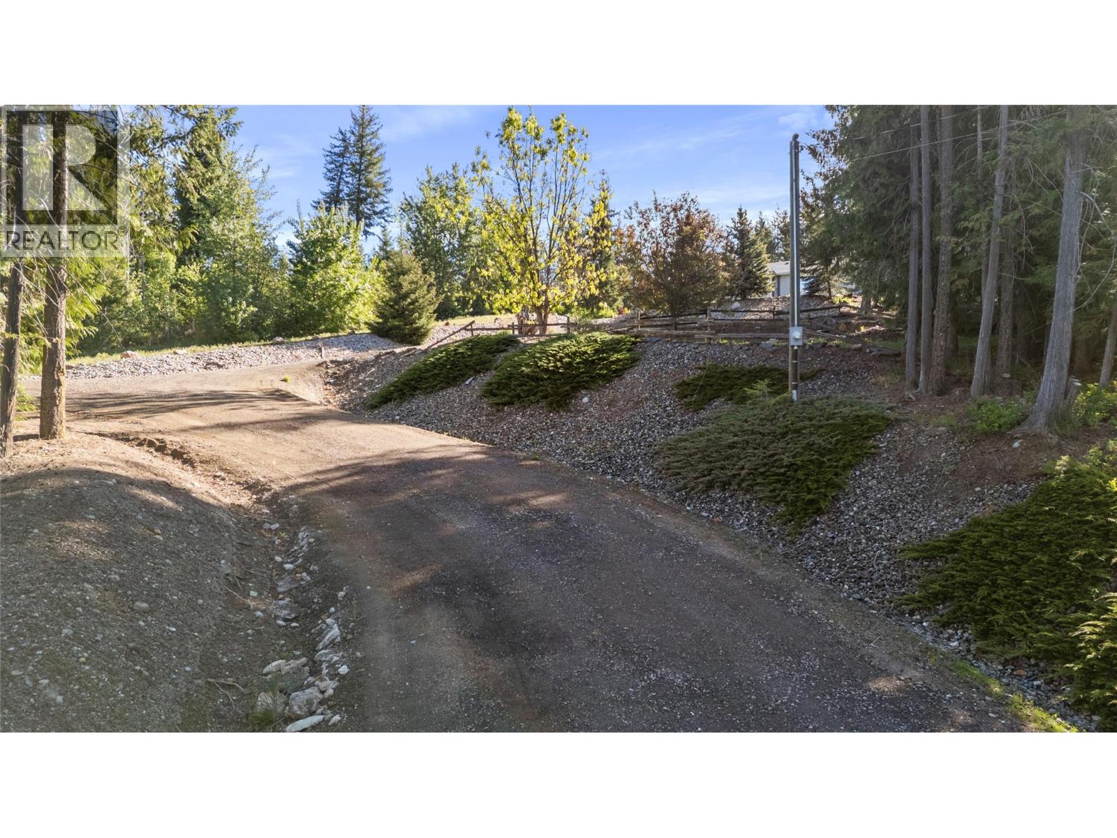 1034 Grandview Bench Road - 43