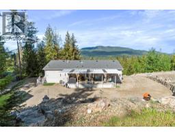 1034 Grandview Bench Road, Salmon Arm, BC V1E2X7 Photo 15