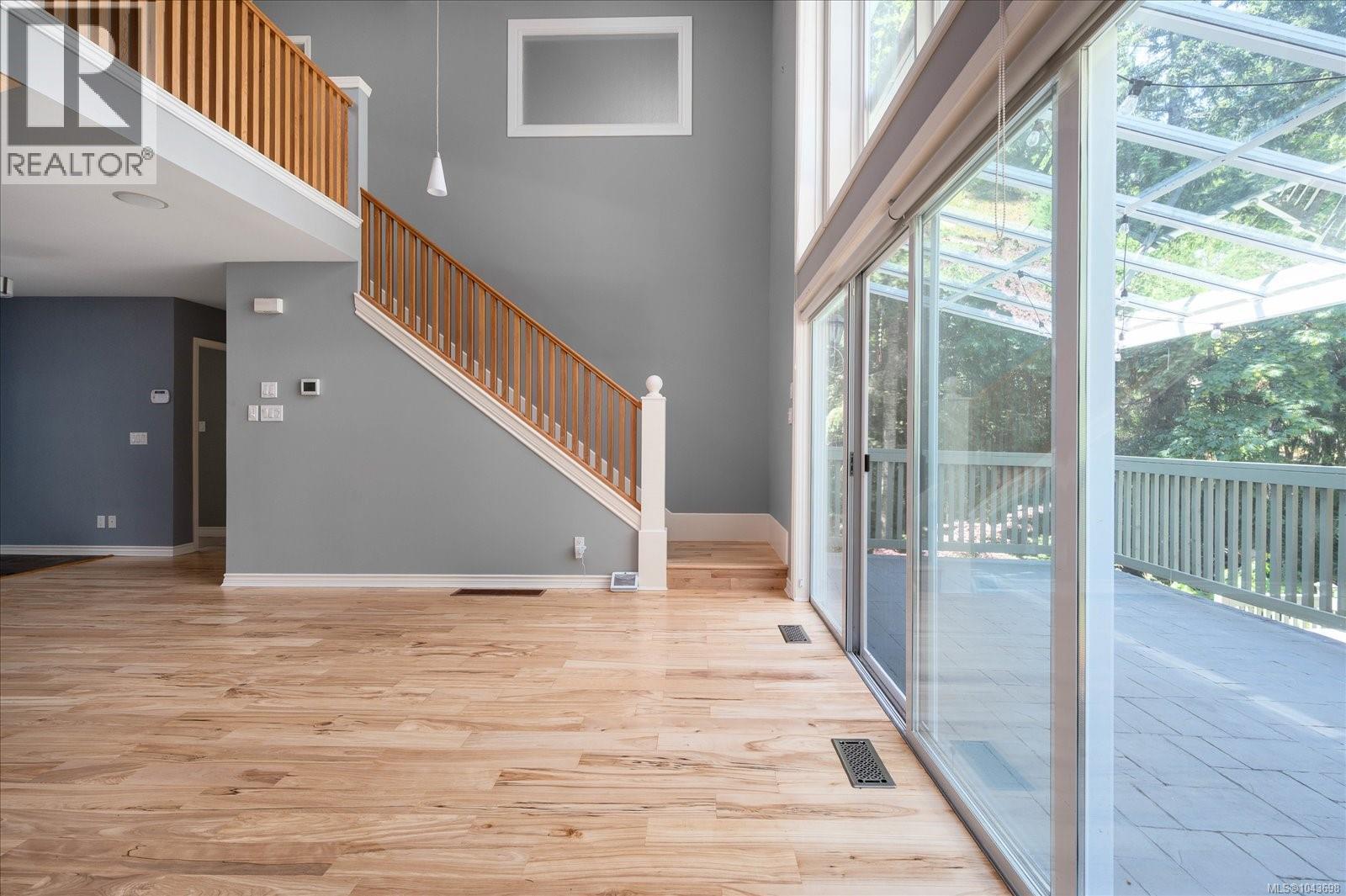 6560 Nevilane Dr - 18