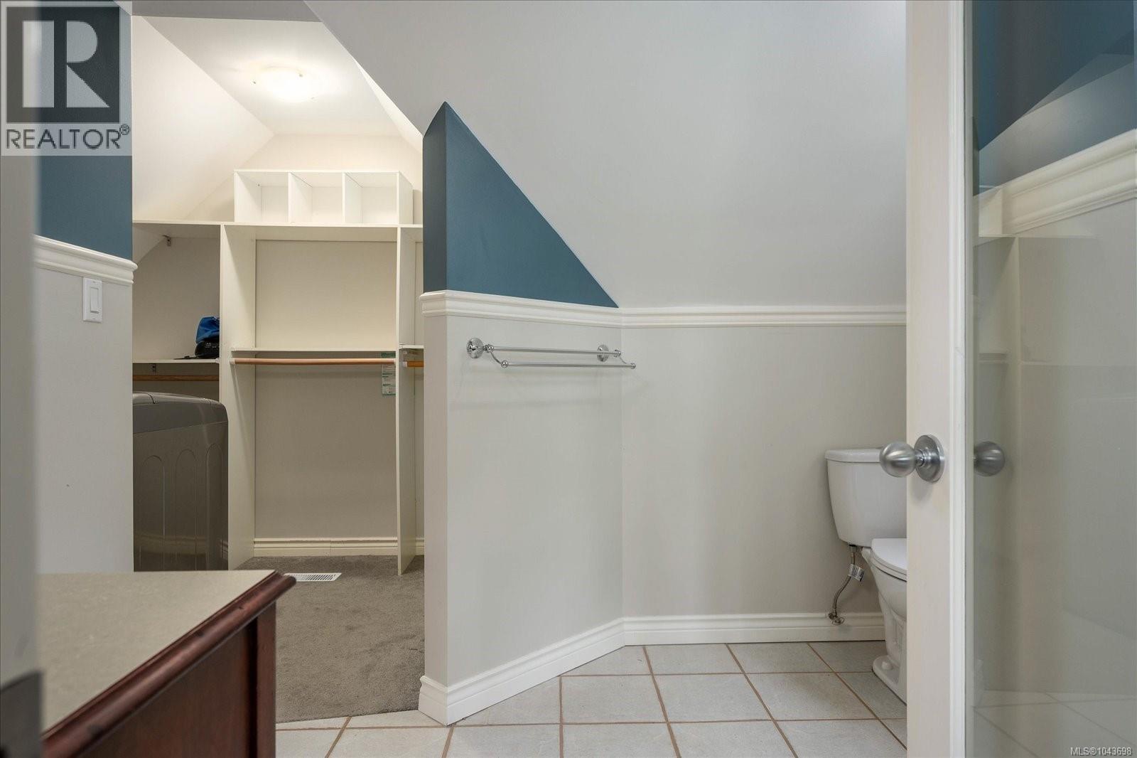 6560 Nevilane Dr - 23