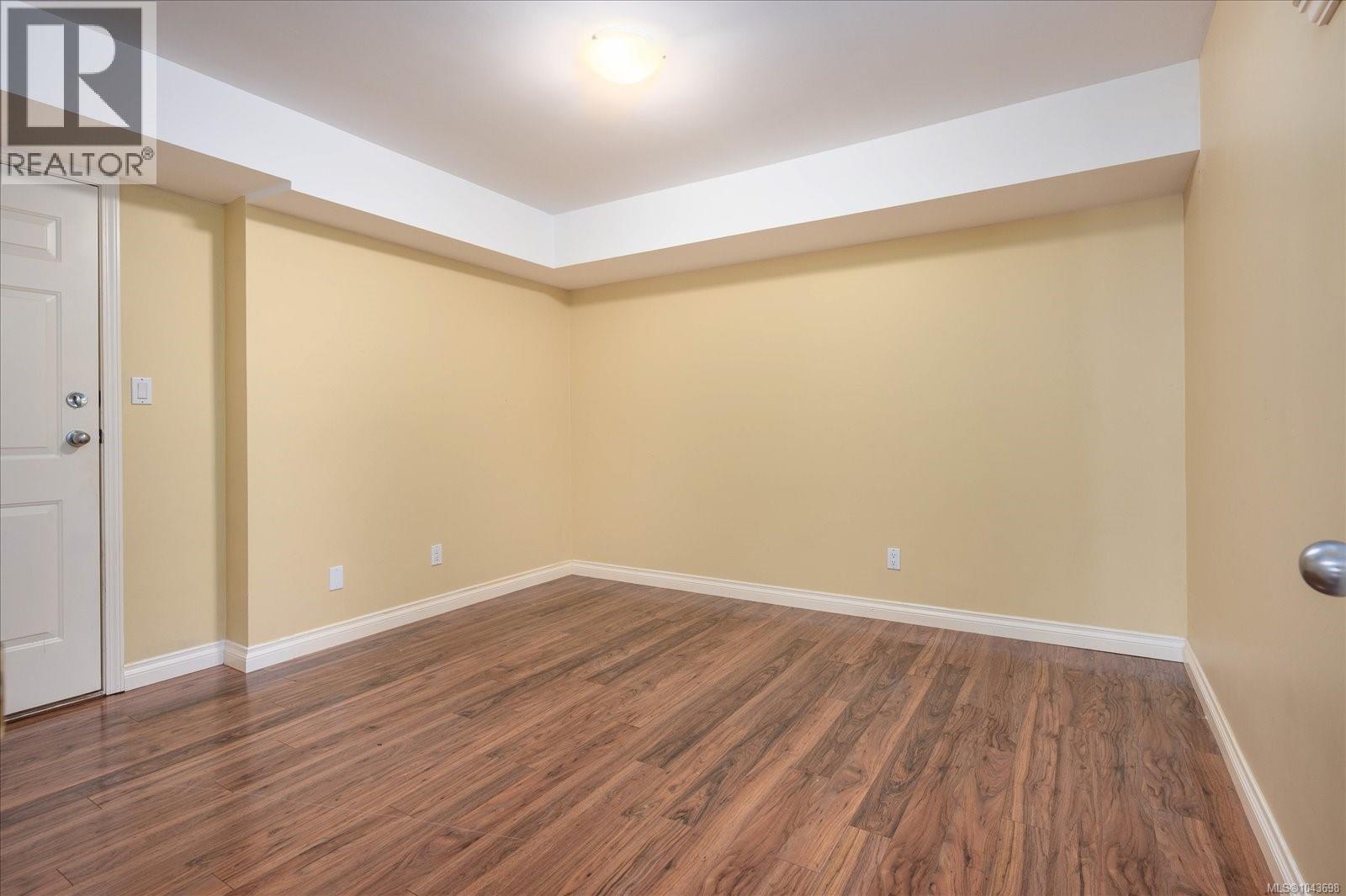 6560 Nevilane Dr - 29