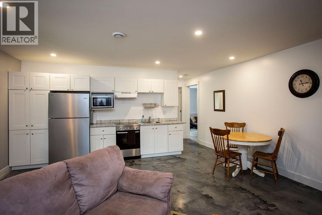 4142 VIEW RIDGE Road - 40
