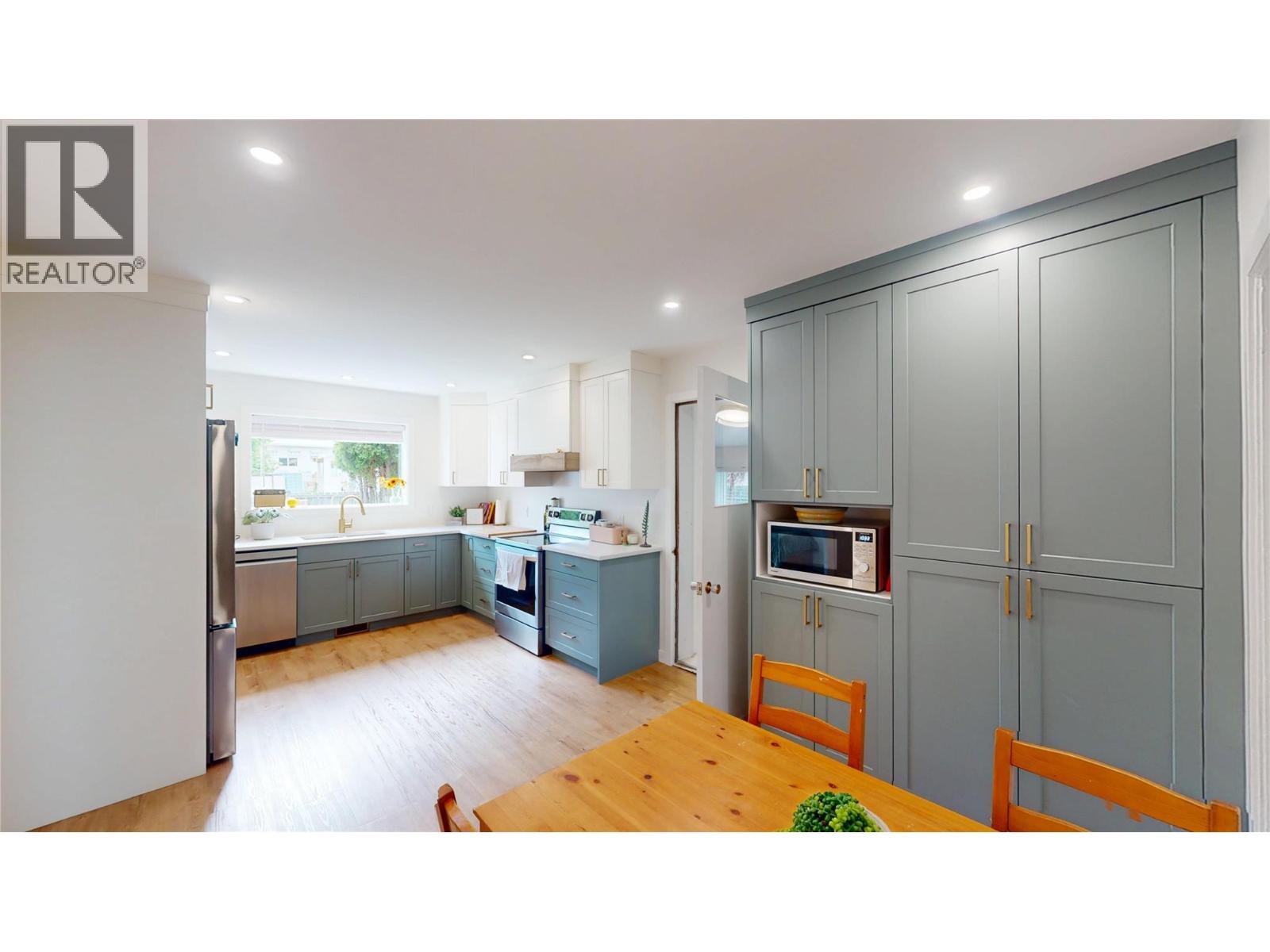 208 8th Avenue S - 11