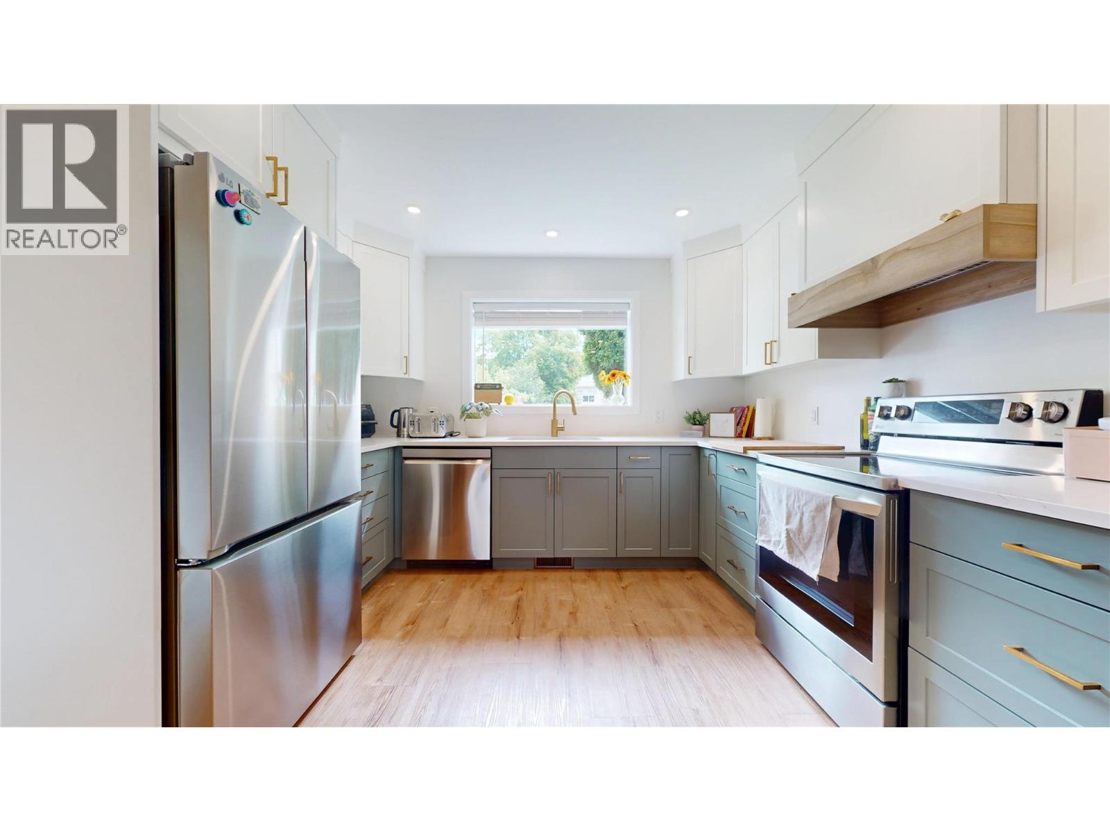 208 8th Avenue S - 12